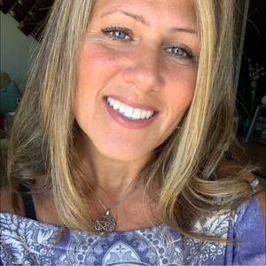 Meet your Posher, Carol